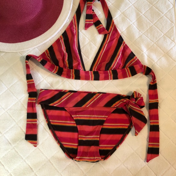 GAP bikini large top small bottoms - Picture 4 of 7